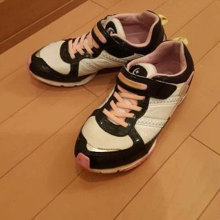 スーパースター(SUPERSTAR)のスーパースターばねのちから黒×白×ピンクスニーカー21.5センチ(スニーカー)