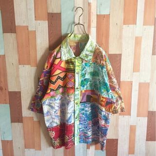 アートヴィンテージ(ART VINTAGE)の90s パッチワーク ビンテージ古着 総柄シャツ マルチデザイン(シャツ/ブラウス(半袖/袖なし))