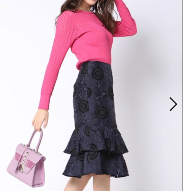 VIAGGIO BLU(ビアッジョブルー)のビアッジョブルー　ジャガード　マーメイドスカート　美品 レディースのスカート(ひざ丈スカート)の商品写真