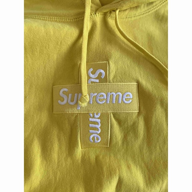 Supreme(シュプリーム)のSupreme 20AW Cross Box Logo メンズのトップス(パーカー)の商品写真