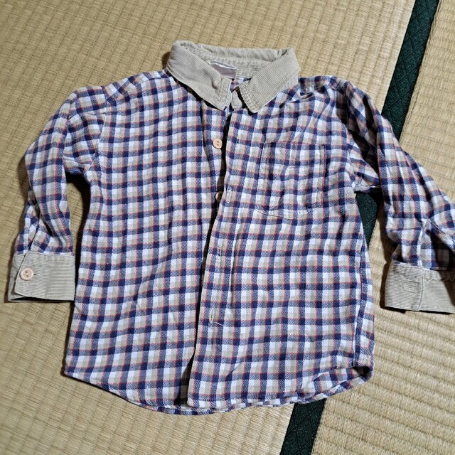 carter's(カーターズ)のカーターズ シャツ キッズ/ベビー/マタニティのキッズ服男の子用(90cm~)(Tシャツ/カットソー)の商品写真