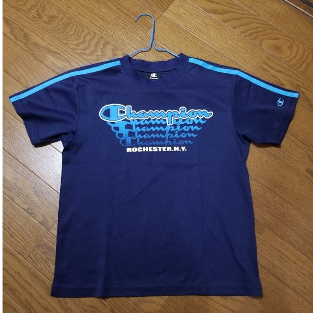 Champion(チャンピオン)のChampion　Tシャツ　150cm キッズ/ベビー/マタニティのキッズ服男の子用(90cm~)(Tシャツ/カットソー)の商品写真