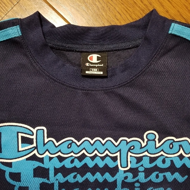 Champion(チャンピオン)のChampion　Tシャツ　150cm キッズ/ベビー/マタニティのキッズ服男の子用(90cm~)(Tシャツ/カットソー)の商品写真
