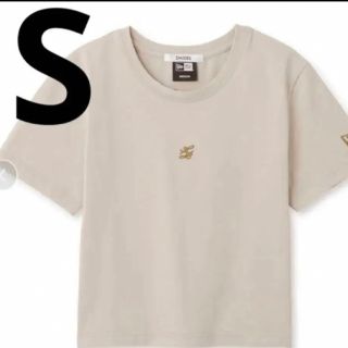 スナイデル(SNIDEL)の新品　SNIDEL スナイデル ニューエラ　コラボ　tシャツ(Tシャツ(半袖/袖なし))