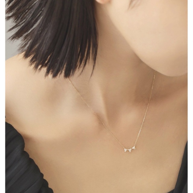 Spick & Span(スピックアンドスパン)のLilas ピラミッドダイヤネックレス K10 レディースのアクセサリー(ネックレス)の商品写真