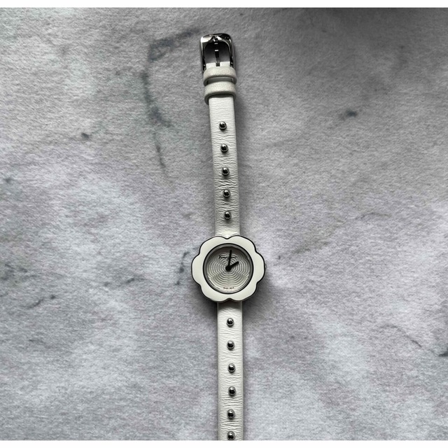 Salvatore Ferragamo(サルヴァトーレフェラガモ)のサルヴァトーレフェラガモ 腕時計  レディースのファッション小物(腕時計)の商品写真