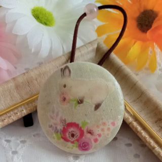 くるみボタン ヘアゴム うさぎとお花(ヘアアクセサリー)