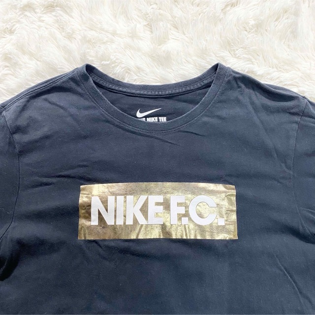 NIKE F.C. Tシャツ　ブラック　ゴールド　サイズM