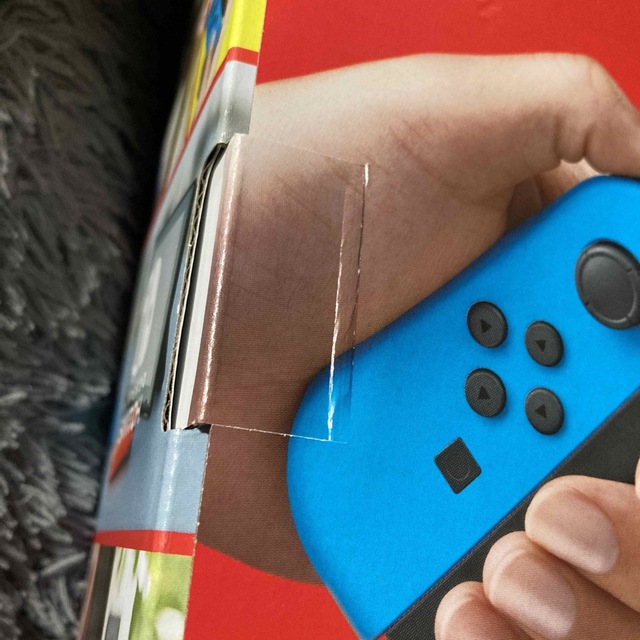 新品 Nintendo Switch  ネオンブルー レッド 新パッケージ 小型