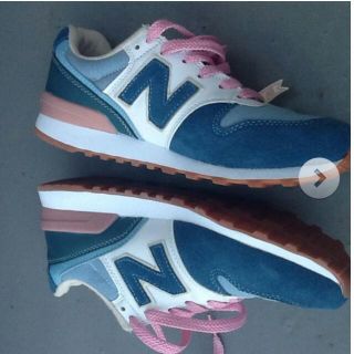 ニューバランス(New Balance)のNew Balance☆ブルー×ピンク(スニーカー)