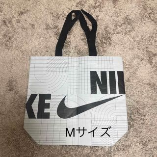 ナイキ(NIKE)のナイキ　エコバッグ　Mサイズ　NIKE(エコバッグ)