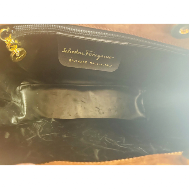 Salvatore Ferragamo(サルヴァトーレフェラガモ)のSalvatore Ferragamo バッグ レディースのバッグ(ショルダーバッグ)の商品写真