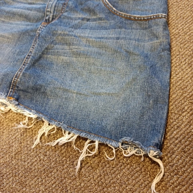 LOWRYS FARM(ローリーズファーム)のミニスカート　デニムスカート　52 レディースのスカート(ミニスカート)の商品写真