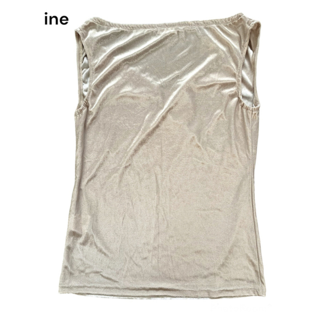 ノースリーブ ine 袖なし シャンパンゴールド M レディースのトップス(Tシャツ(半袖/袖なし))の商品写真