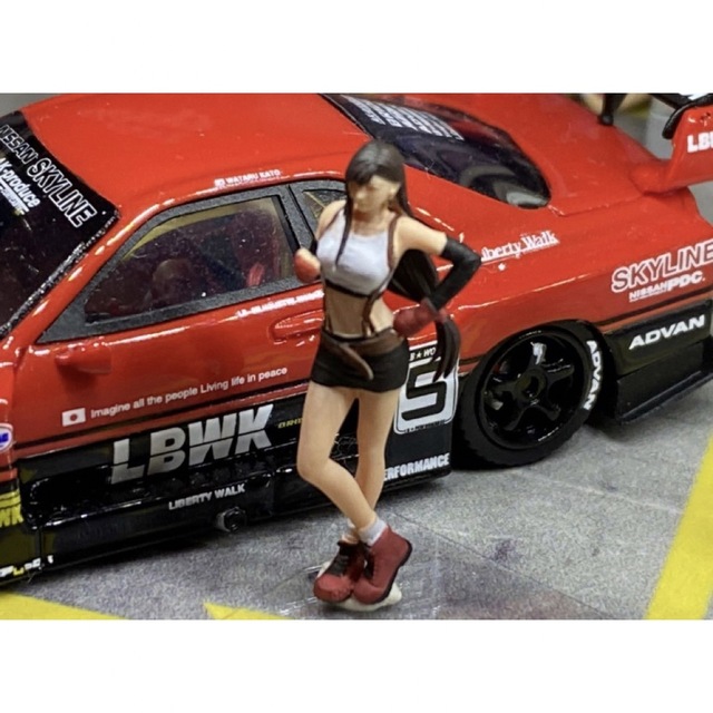 1:64　JK 美戦士　美女　ティナコスプレ　フィギュア　精密塗装　トミカサイズ