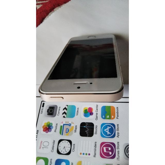 i Phone  5S  64GB  GOLD  SIMフリー 4