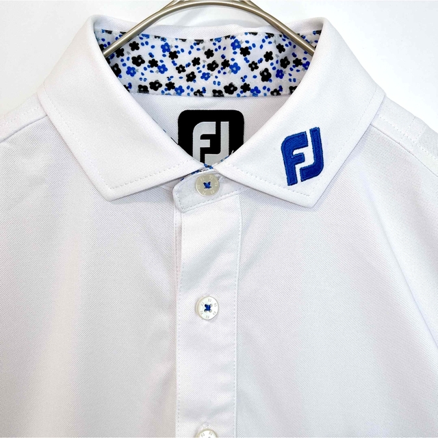 FootJoy(フットジョイ)のフットジョイ ゴルフウェア ポロシャツ ゴルフシャツ ホワイト 花柄 刺繍ロゴ スポーツ/アウトドアのゴルフ(ウエア)の商品写真