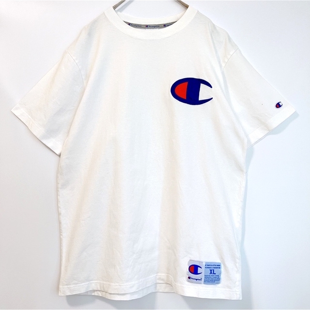 Champion(チャンピオン)のチャンピオン Tシャツ オーバーサイズ 半袖 ホワイト 刺繍ロゴ デカロゴ 目玉 メンズのトップス(Tシャツ/カットソー(半袖/袖なし))の商品写真