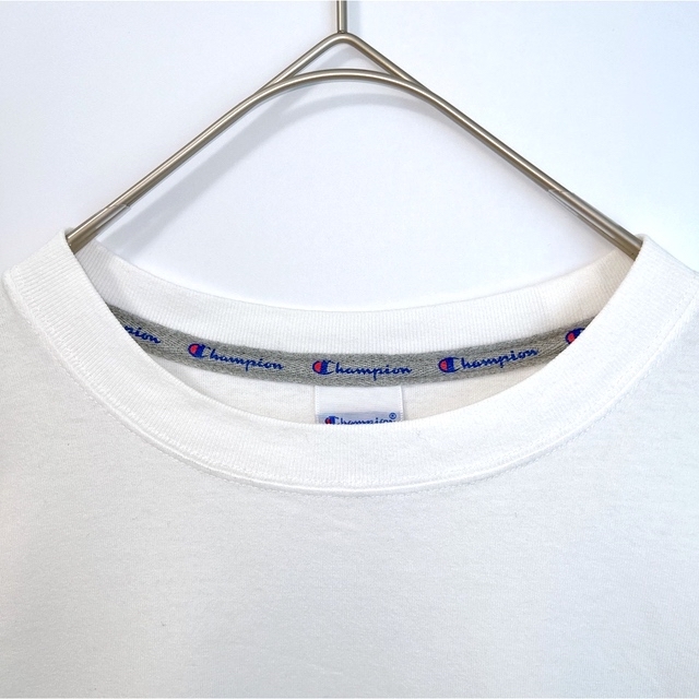 Champion(チャンピオン)のチャンピオン Tシャツ オーバーサイズ 半袖 ホワイト 刺繍ロゴ デカロゴ 目玉 メンズのトップス(Tシャツ/カットソー(半袖/袖なし))の商品写真