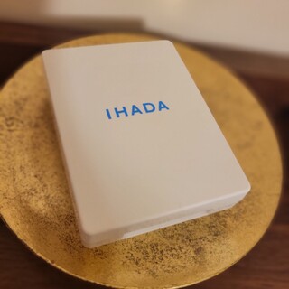 イハダ(IHADA)のイハダ　IHADA　薬用フェイスプロテクトパウダー(フェイスパウダー)
