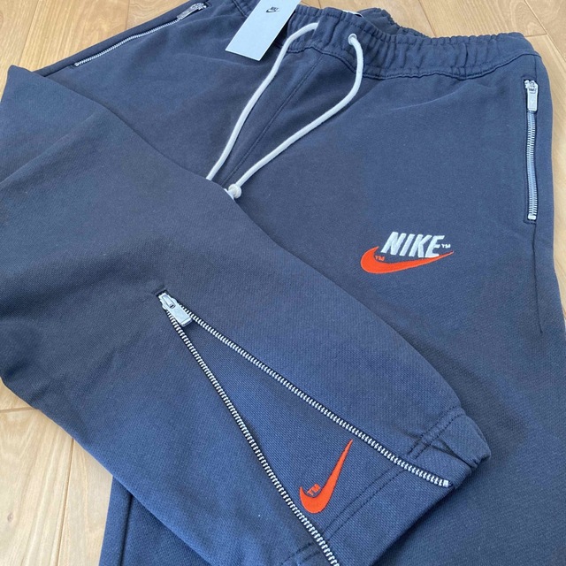 NIKE(ナイキ)のSaimon様　L NIKE ナイキ トレンド カプセル スニーカー スウェット メンズのパンツ(その他)の商品写真