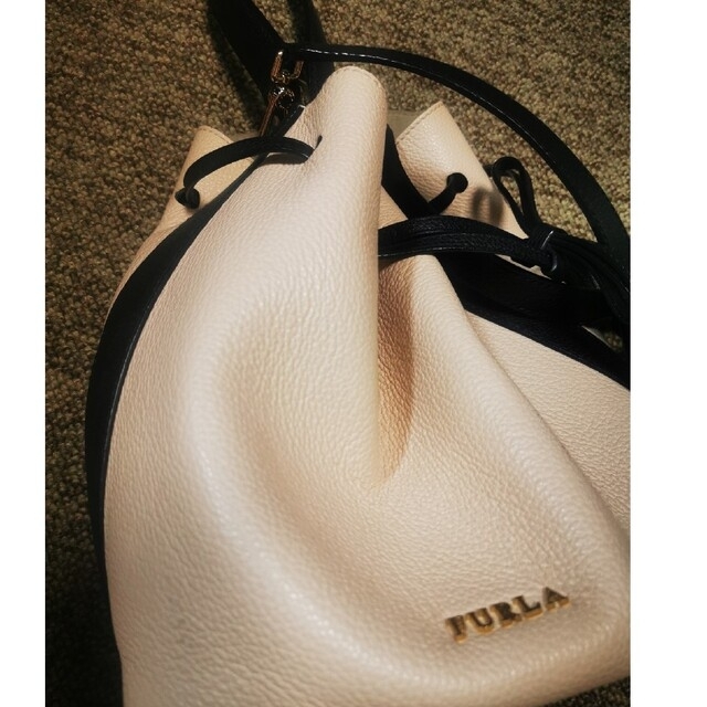 ????フルラ????FURLA ショルダーバッグ　ピンクベージュ