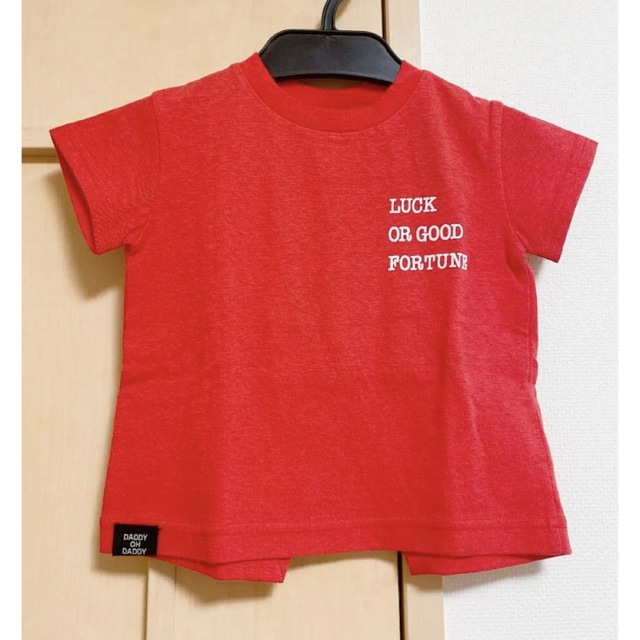 daddy oh daddy(ダディオーダディー)のTシャツ　ダディオダディ　80cm レッド　スリット　女の子 キッズ/ベビー/マタニティのベビー服(~85cm)(Ｔシャツ)の商品写真