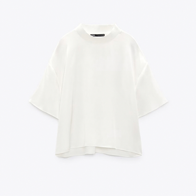 ZARA(ザラ)の【新品】ZARA サテントップス 半袖 Sサイズ レディースのトップス(シャツ/ブラウス(半袖/袖なし))の商品写真