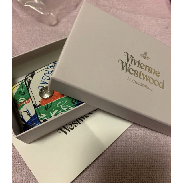 vivienne westwood ヴィヴィアンウエストウッド イヤホンケース