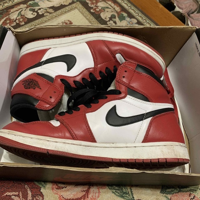 NIKEエアジョーダン1シカゴ-