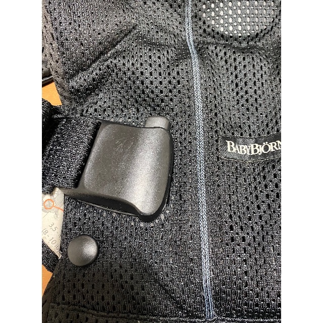 BABYBJORN(ベビービョルン)の【お値下げ】ベビービョルン ベビーキャリア ONE KAI キッズ/ベビー/マタニティの外出/移動用品(抱っこひも/おんぶひも)の商品写真