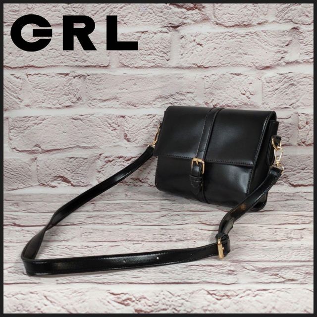 GRL(グレイル)のGRL　グレイル　バッグ　ショルダーバッグ　内ポケット1　外ポケットなし レディースのバッグ(ショルダーバッグ)の商品写真