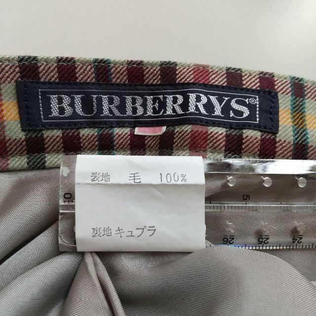 BURBERRYS 11AR 膝丈スカート バーバリーチェック タック プリーツ レディースのスカート(ひざ丈スカート)の商品写真