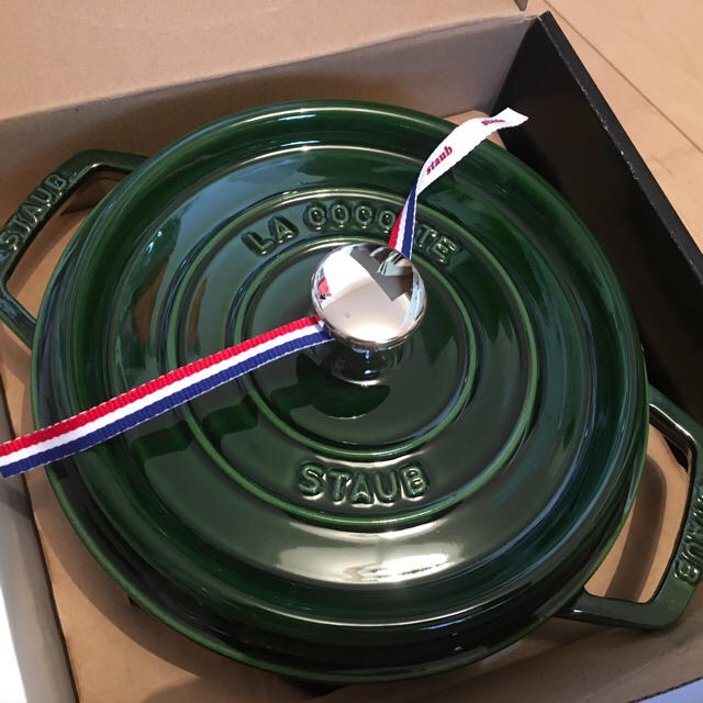 受注生産品 Staub ストウブ ピコココットラウンド22センチ ミントグリーン arquitecto-en-valencia.com