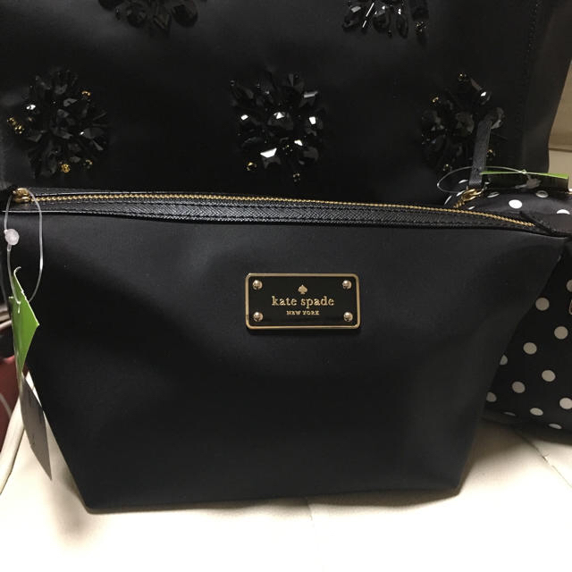 kate spade new york(ケイトスペードニューヨーク)のケイトスペード❤️ナイロンポーチ ブラック レディースのファッション小物(ポーチ)の商品写真