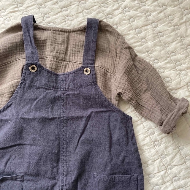 tete a tete(テータテート)のテータテート　オーバーオール　シャツ　セット　80 キッズ/ベビー/マタニティのベビー服(~85cm)(シャツ/カットソー)の商品写真