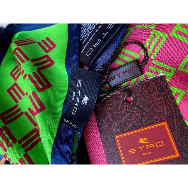 ETRO(エトロ)のエトロ　ペガサス柄　ミニスカーフ　 メンズのファッション小物(バンダナ/スカーフ)の商品写真