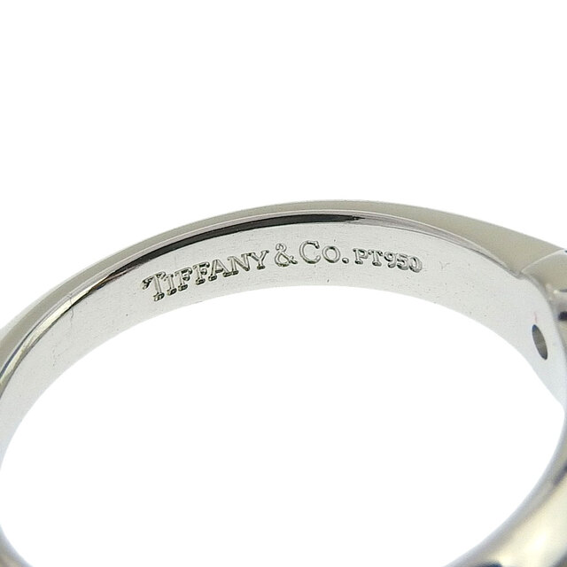 Tiffany & Co.(ティファニー)の【本物保証】 箱・鑑付 超美品 ティファニー TIFFANY & Co. マリッジリング 指輪 Pt950 ダイヤモンド 0.851ct(H-VVS2-EX-NONE) 6.5号 レディースのアクセサリー(リング(指輪))の商品写真