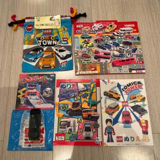 タカラトミー(Takara Tomy)のトミカ☆コップ袋、ハッピーセット　トヨタ　ハイラックス、DVD、ぬりえ、シール本(電車のおもちゃ/車)