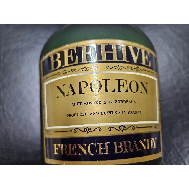 しろこ様BEEHIVE ナポレオン VSOP XO ブランデー3本セの通販 by しろこ様BEEHIVE ナポレオン VSOP XO ブランデー3本セの通販 by