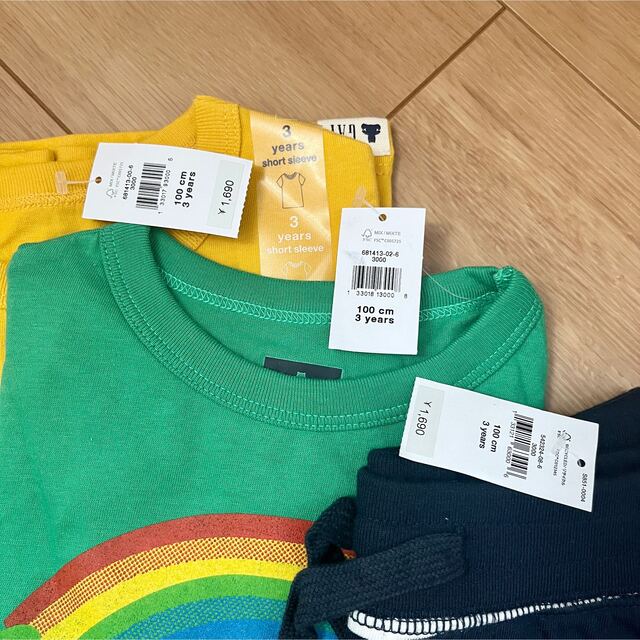 babyGAP(ベビーギャップ)の新品 babygap半袖 Tシャツ パンツ 90 95 100 105 半ズボン キッズ/ベビー/マタニティのキッズ服男の子用(90cm~)(Tシャツ/カットソー)の商品写真