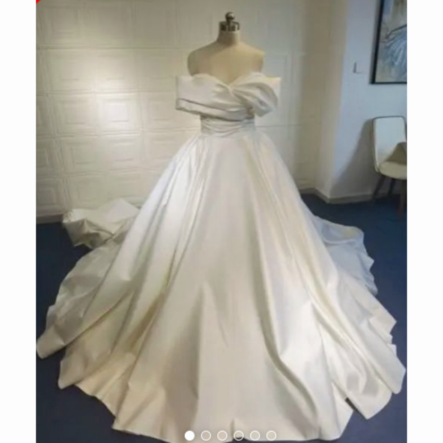ウエディングドレスオーダー重みのあるシルク サテン生地 結婚式 ウエディングドレスオーダー重みのあるシルク サテン生地 結婚式