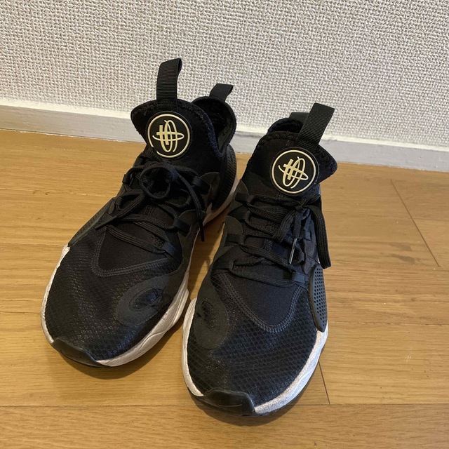 NIKE(ナイキ)のナイキ/NIKEハラチHUARACHE E.D.G.E. TXT 24.5cm レディースの靴/シューズ(スニーカー)の商品写真