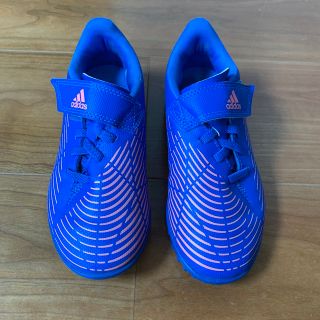 アディダス(adidas)のadidas サッカー　トレーニングシューズ　19cm(スニーカー)