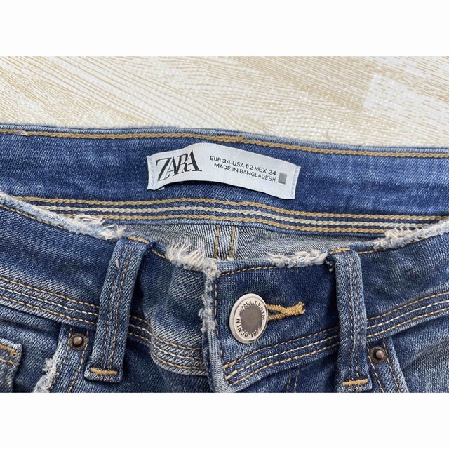 ZARA(ザラ)のZARA デニム(34)ブルー レディースのパンツ(デニム/ジーンズ)の商品写真