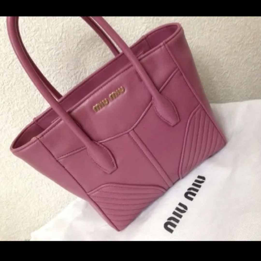 miumiu(ミュウミュウ)の【美品】miumiu レザー2way ハンドバッグ レディースのバッグ(ハンドバッグ)の商品写真