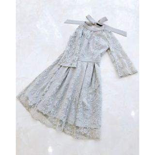 トッコクローゼット(TOCCO closet)のレース　花柄　膝丈　ワンピース　ブルーグレー　水色　後ろリボン　L(ひざ丈ワンピース)