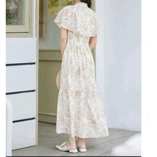 DAZY オールオーバープリント フリルトリム フリル裾 ドレスの通販