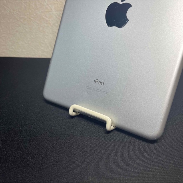 Apple iPad mini 5 64GB Wi-Fiモデル シルバー 3