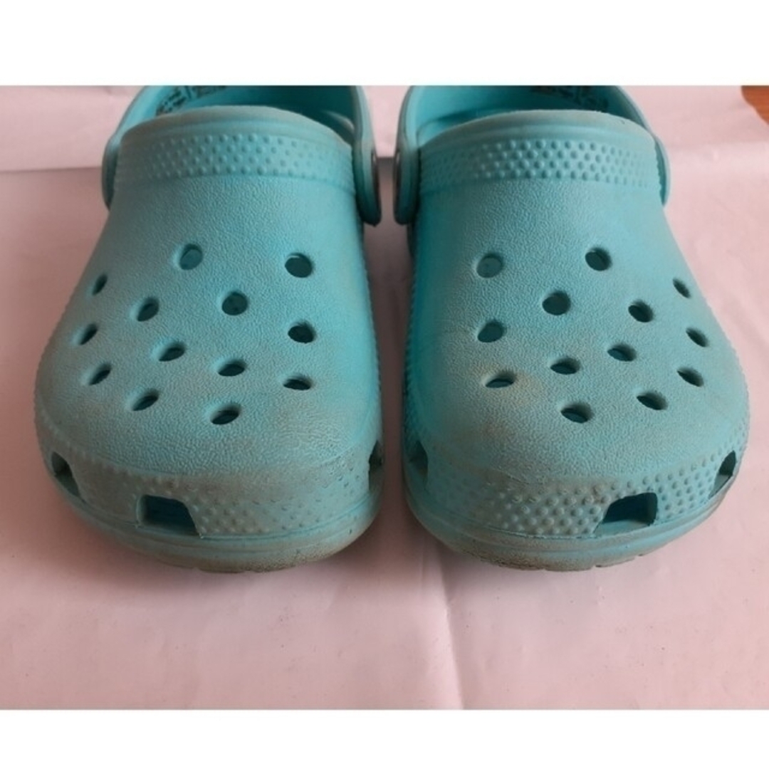 crocs(クロックス)のcrocs　サンダル　c8/c9 キッズ/ベビー/マタニティのキッズ靴/シューズ(15cm~)(サンダル)の商品写真